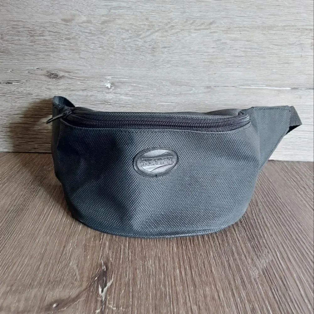 American Tourister Black Fanny Pack Waist Bag